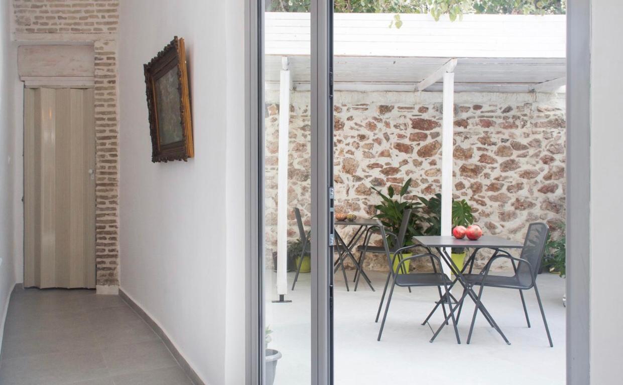 A Litte Taste Of Home Guest House Athen Eksteriør billede