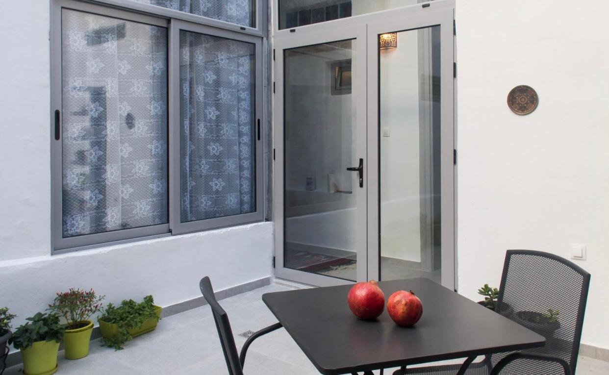 A Litte Taste Of Home Guest House Athen Eksteriør billede