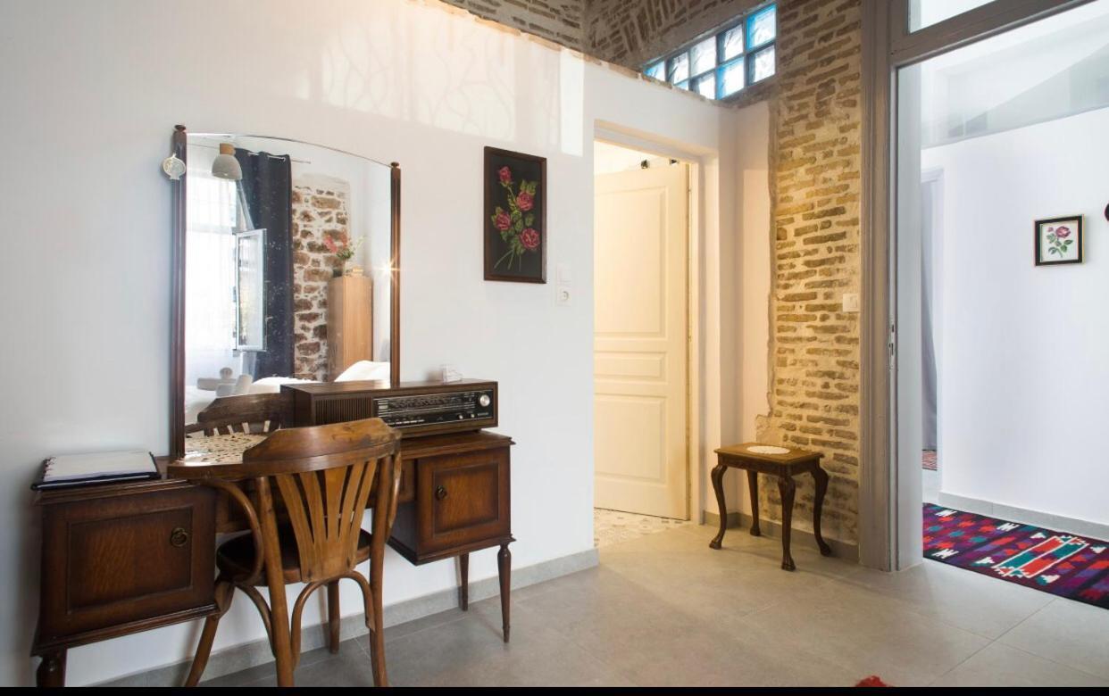 A Litte Taste Of Home Guest House Athen Eksteriør billede